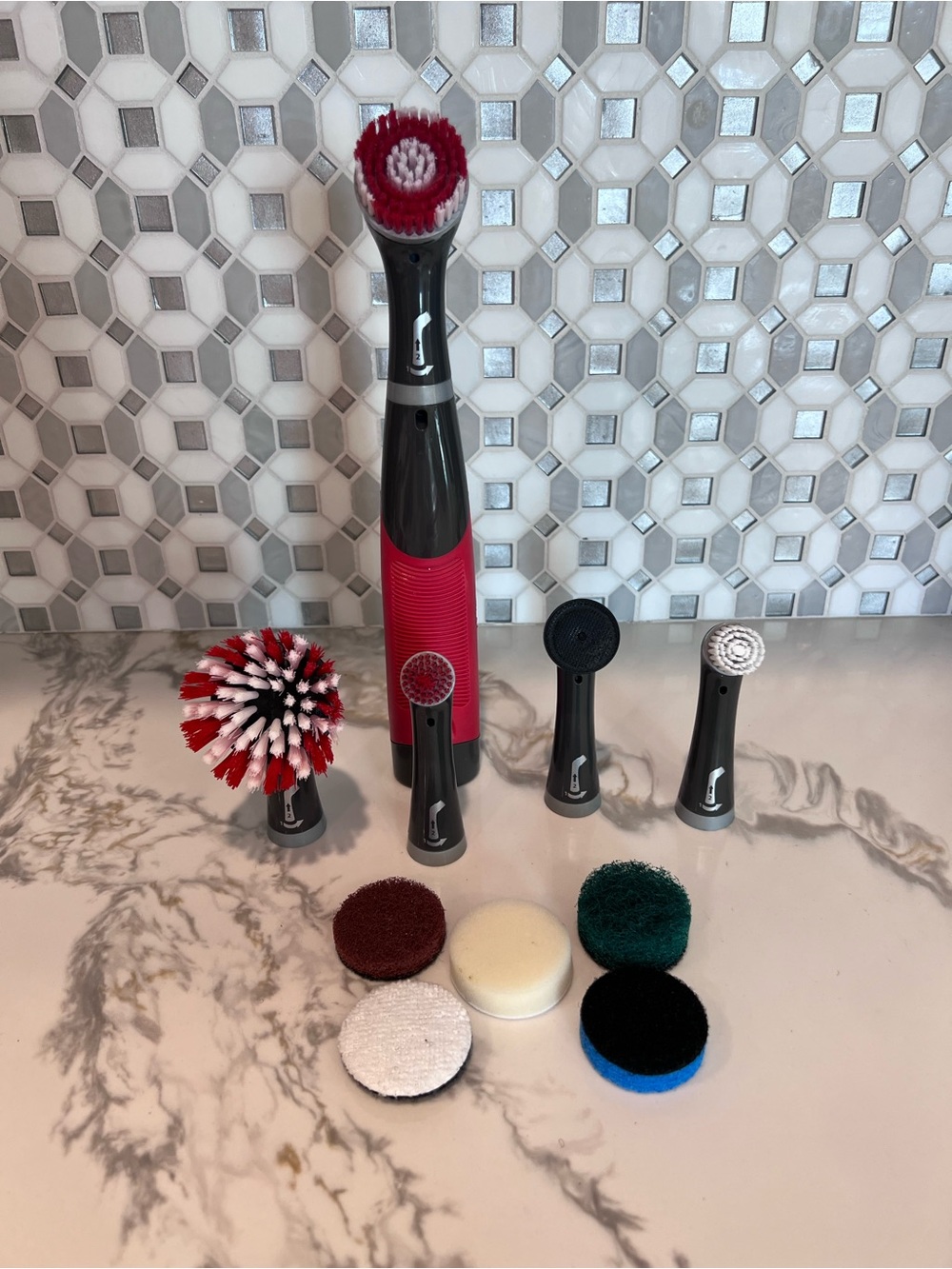 Reveal Power Scrubber 11-Piece Kit Cordless Electric Battery Powered Scrub Brush